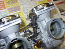 Suzuki GT750 carburettors