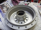 Suzuki GT750 rear wheel hub